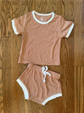 Ribbed Short Sleeve Top & Shorts Set in Dusty Rose with White Trim